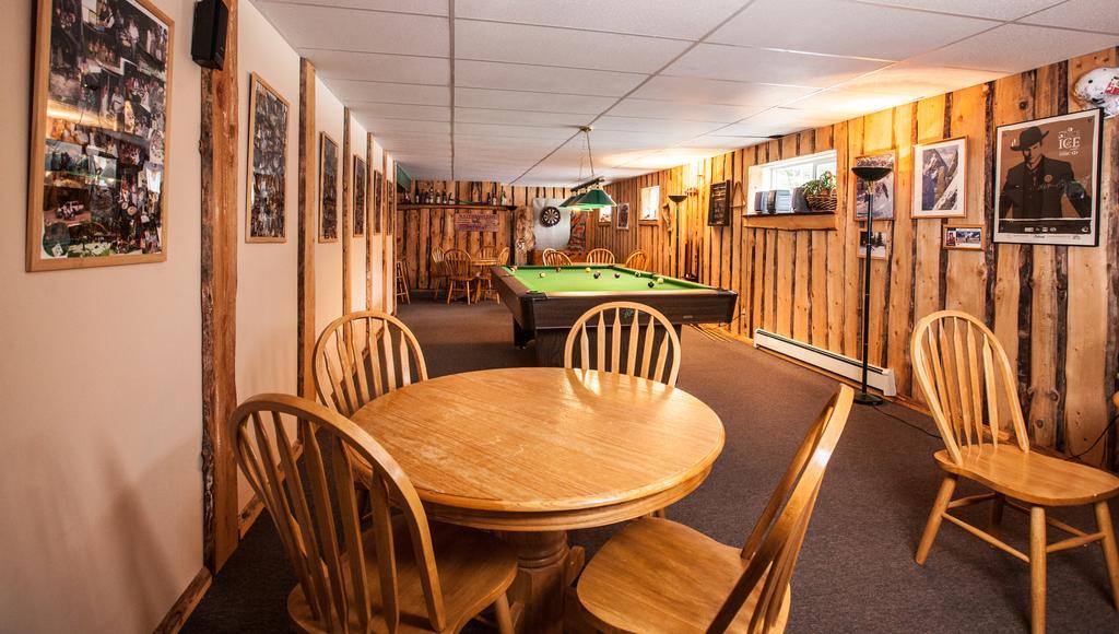 Mulvehill Creek Wilderness Inn And Wedding Chapel Revelstoke Eksteriør billede